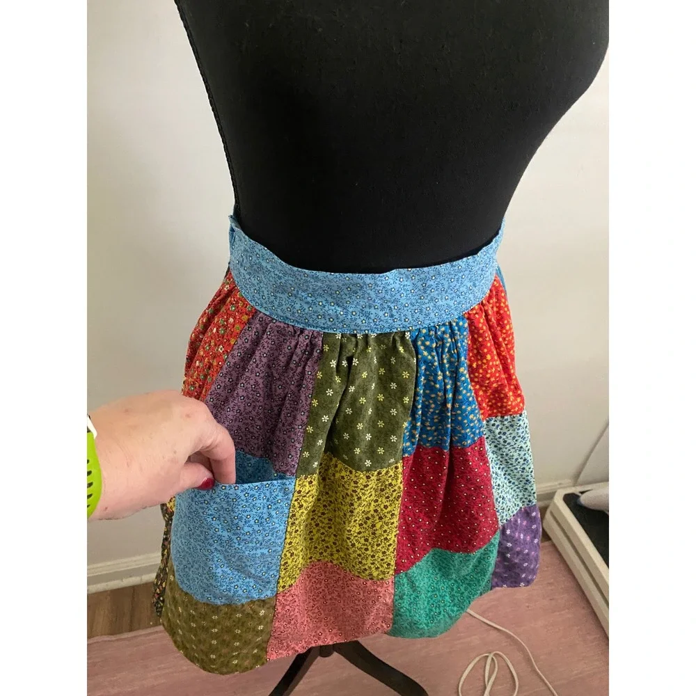 Needle-in-the-Haystack Vintage Patchwork‎ Floral Calico Cotton Half Apron Multi